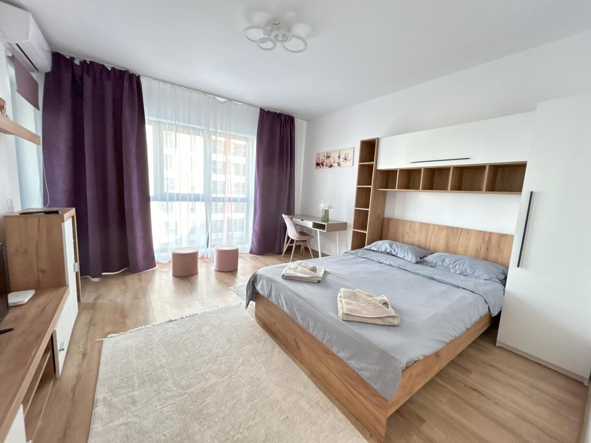 Appartamento Urban Retreat With Balcony At Exigent Plaza - 06 Bucarest Esterno foto