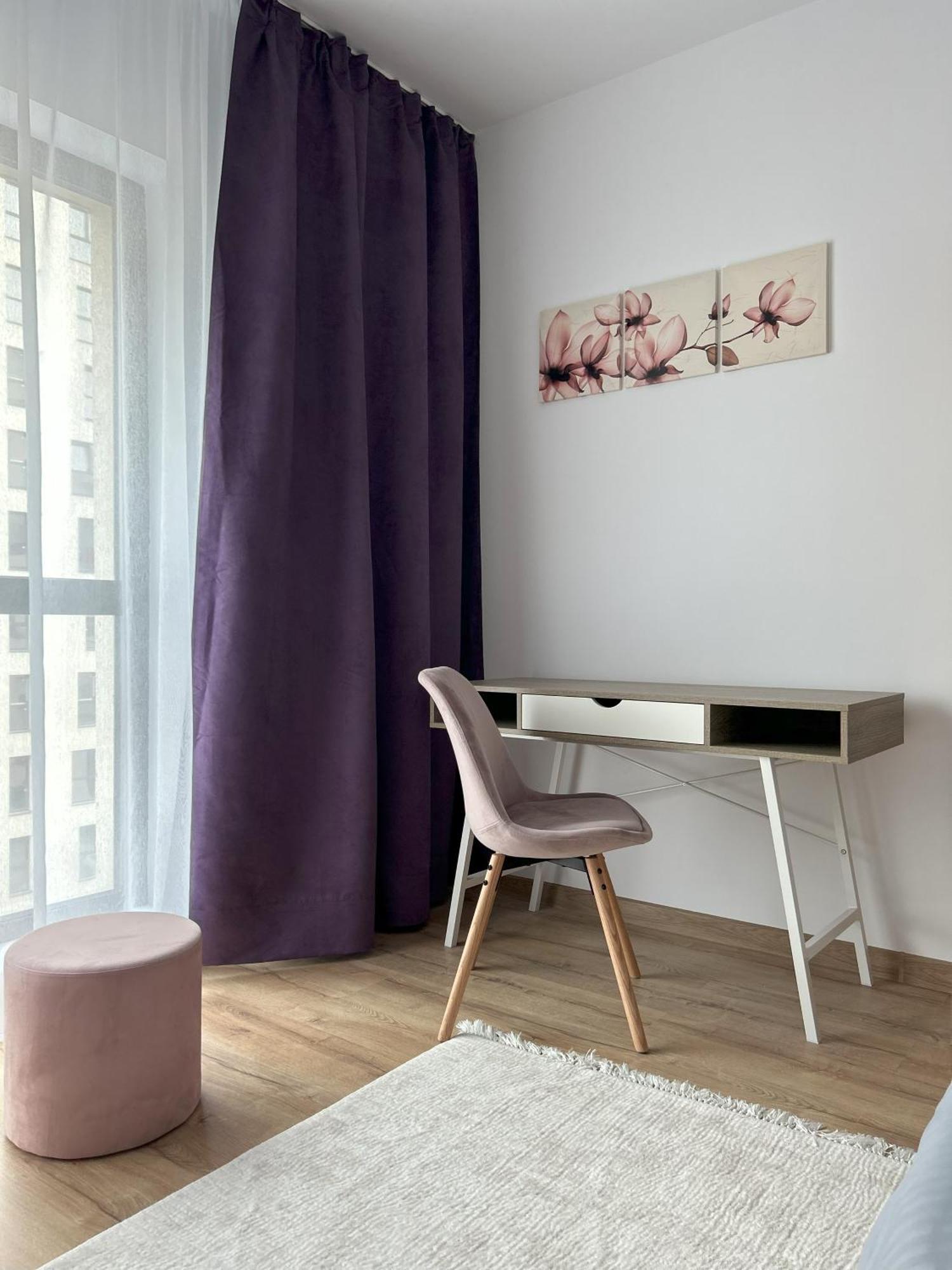 Appartamento Urban Retreat With Balcony At Exigent Plaza - 06 Bucarest Esterno foto